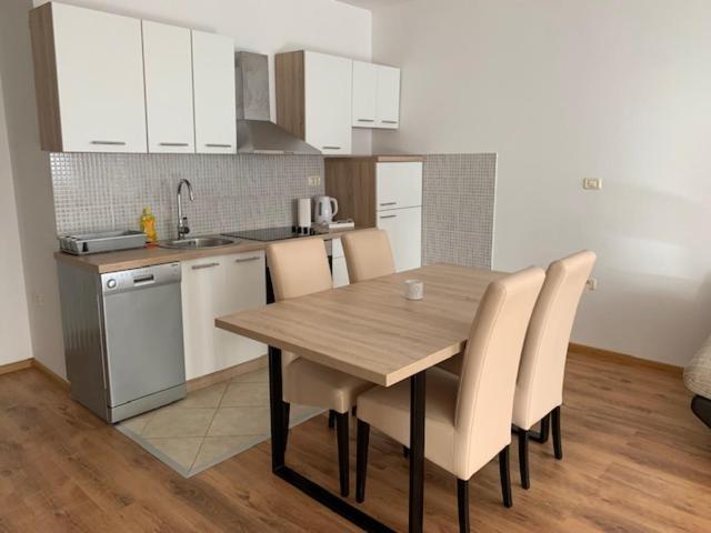 Neea Apartments Медулин Экстерьер фото